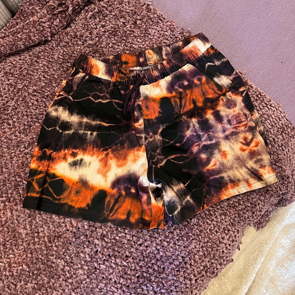 ASOS tie-dye shorts sz 30